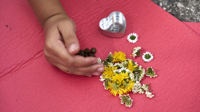 Ako s deťmi hovoriť o tragédii v Prahe